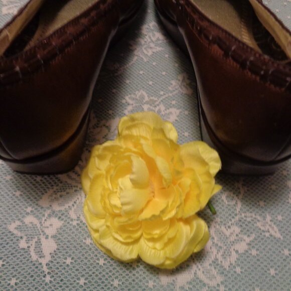 PRETTY GIRL TOOLED TEXTURED LEATHER LOOK WEDGED SHOES 7 - Picture 9 of 12